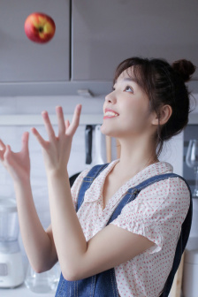 女邻居
